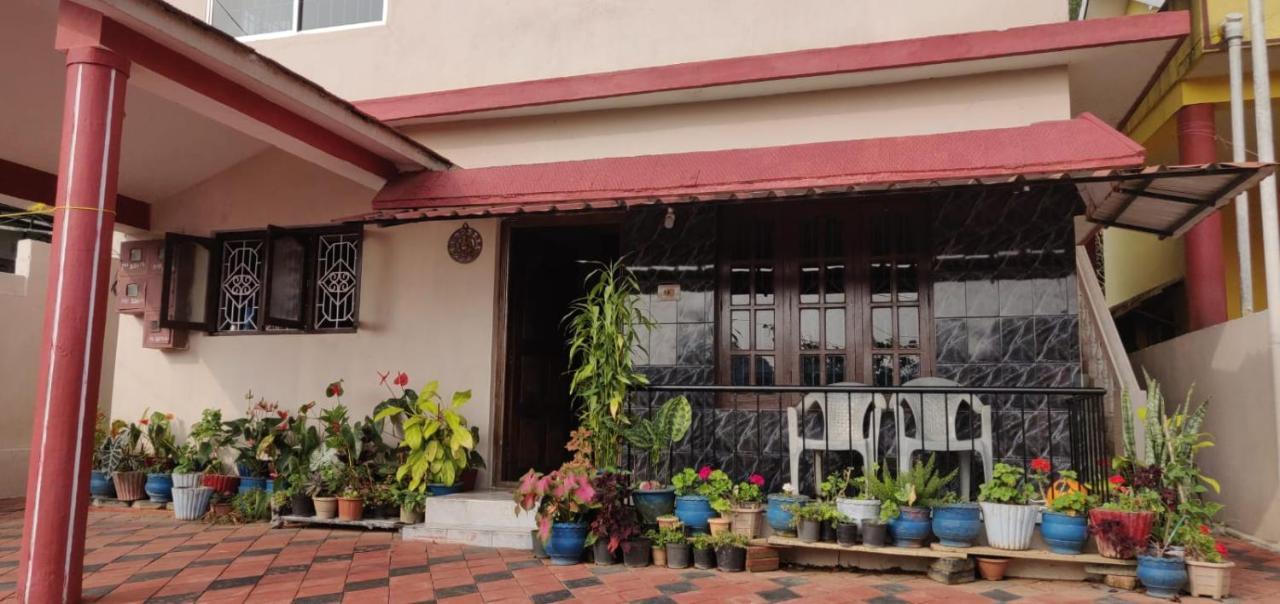 Giri'S Homestay מדיקרי מראה חיצוני תמונה