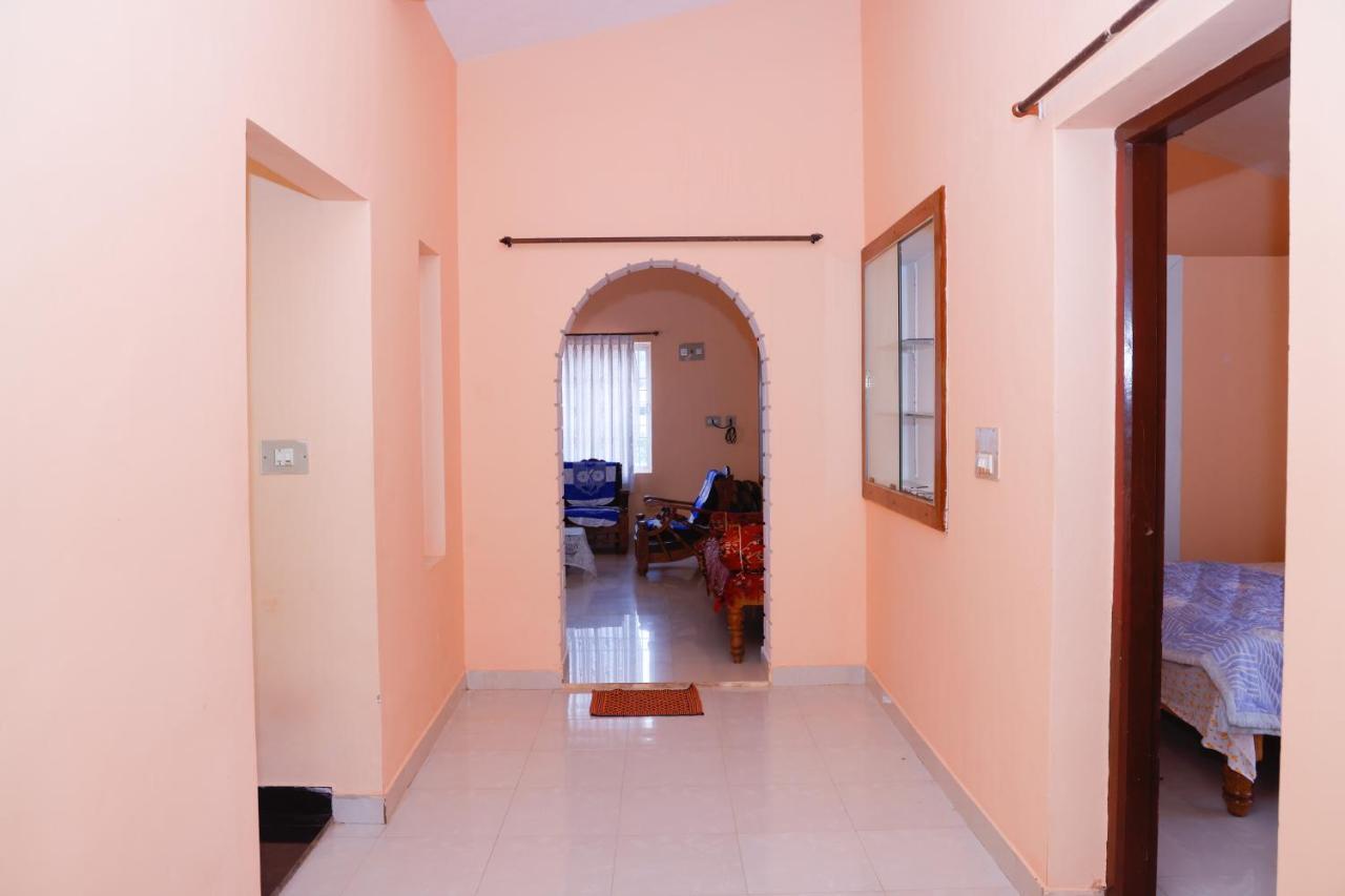 Giri'S Homestay מדיקרי מראה חיצוני תמונה