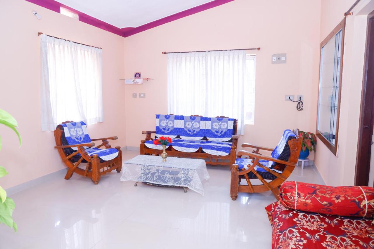 Giri'S Homestay מדיקרי מראה חיצוני תמונה
