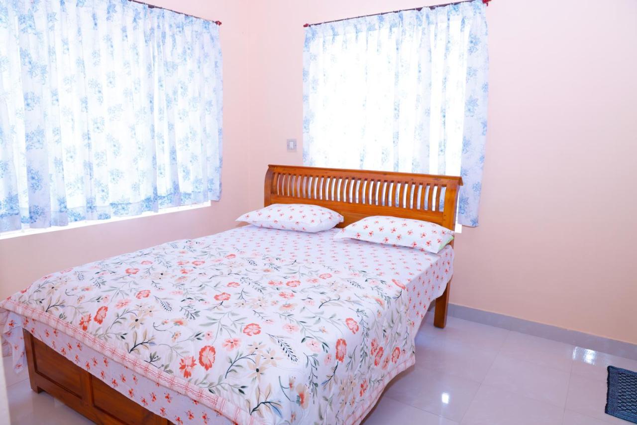 Giri'S Homestay מדיקרי מראה חיצוני תמונה
